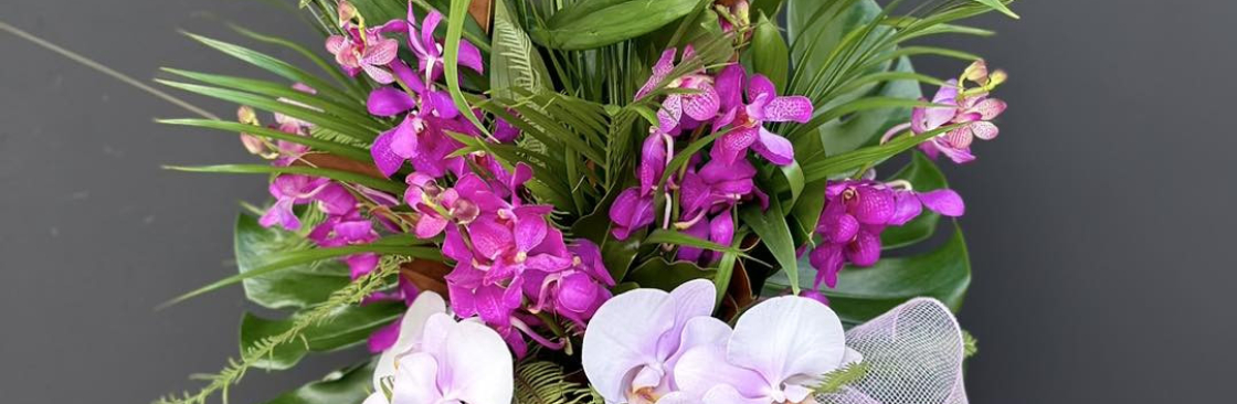 living flowers Cover Image