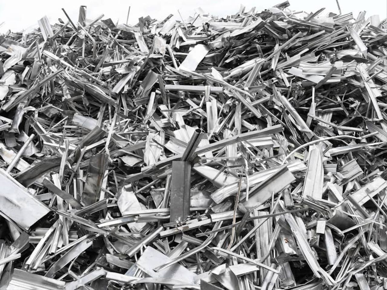 Aluminium Scrap Buyers Abu Dhabi | Al Sind Scrap & Metal Waste Trading L.L.C FZE